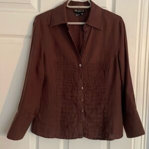 Women’s Tracy M. shirt